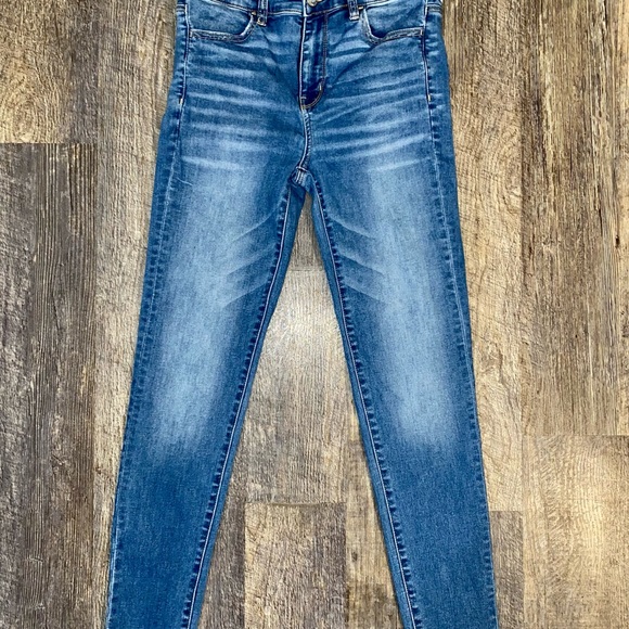 American Eagle Jeans - Picture 2 of 4